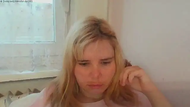 HornyElena webcam