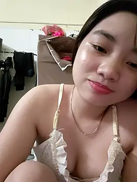 Pinks_cool webcam