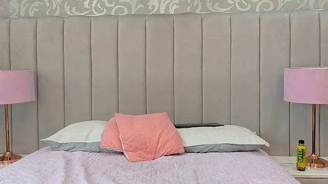 Emily__Stef webcam