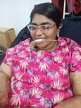 deepika-mallus webcam