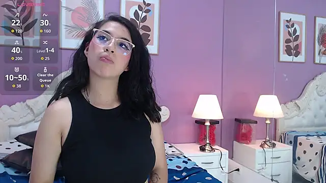 YayaQueen webcam