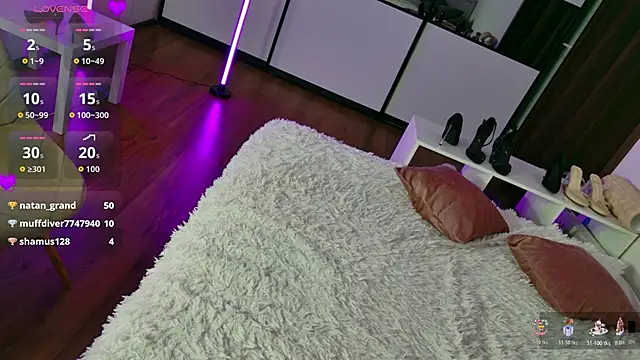 purrAmelinaa webcam