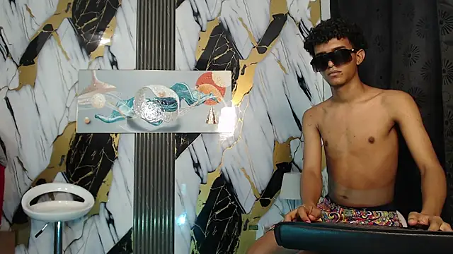 GOLDEN_2026 webcam
