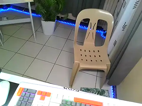 Ashtonfuckingboi webcam