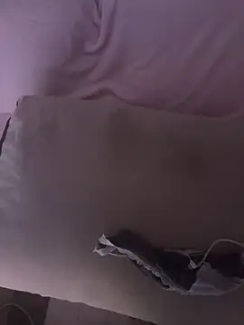 LeslyJouretdy webcam
