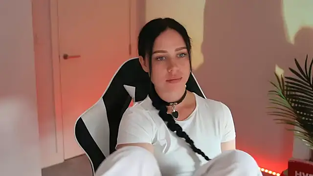 mmirraaa webcam