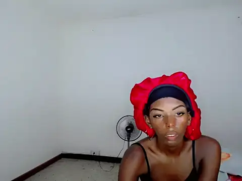 muyfer_latin_ts webcam