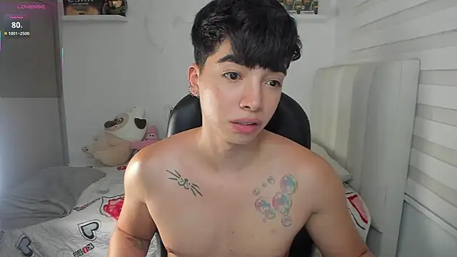 santy7v7 webcam