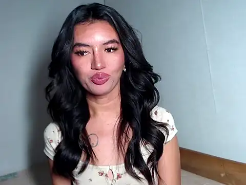 thinker_belle webcam