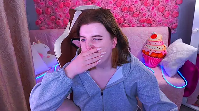 KristiFoxy webcam