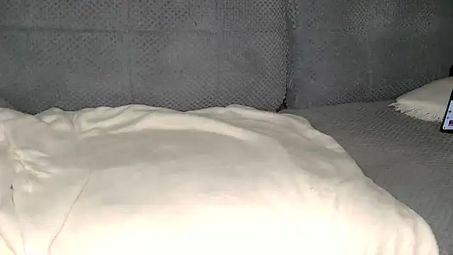 jellybiggassy - JellyBiggAssy's free webcam - UK Sex Cams