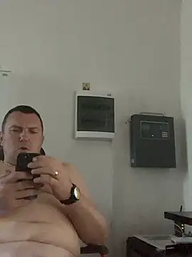 Mike8523 webcam