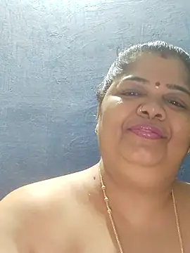 tamilthanushri webcam