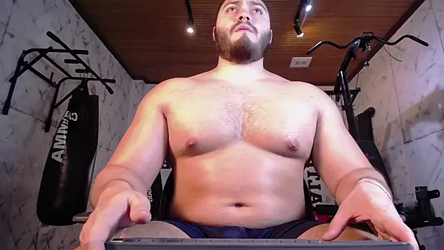 Darius_Wolfe live sex cam