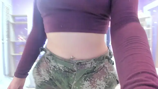 Goldentemptation_ webcam