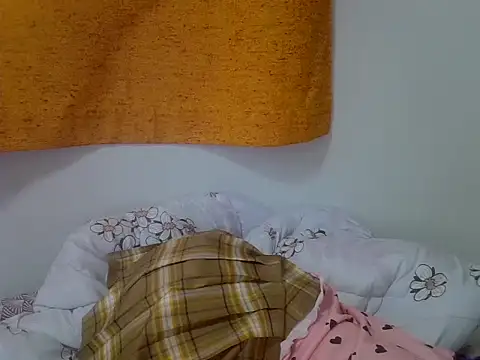 hot_petrah webcam