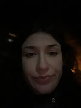 ScarletBloom_ webcam