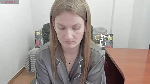 Alisha_Skyes webcam