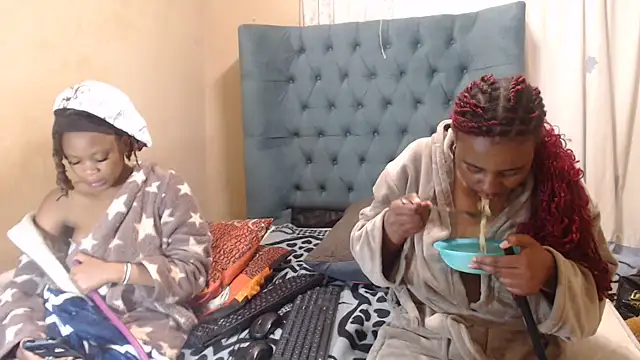 EbonyEssence webcam