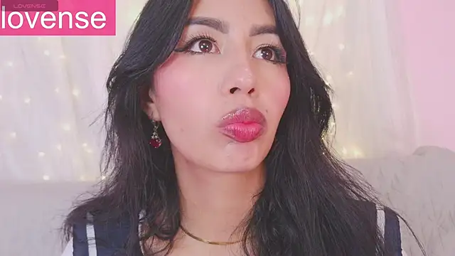 Miss_Charlottet webcam