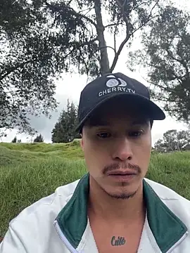 DominickVegas webcam