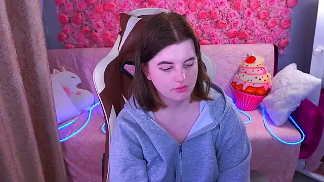 KristiFoxy webcam