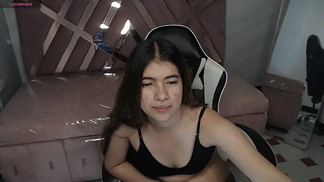 alesia_v_v webcam