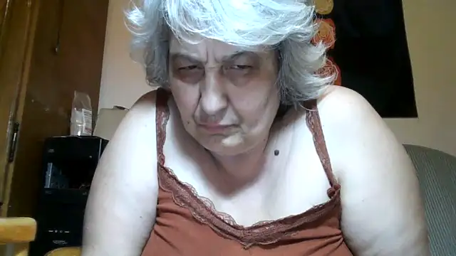 ExquisiteMature webcam