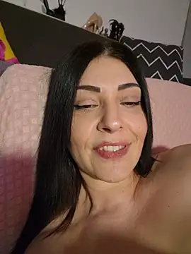 AryaSummersReal