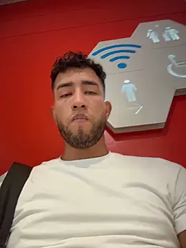 liam_bronw webcam