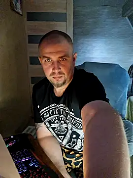 Foxyshaved webcam