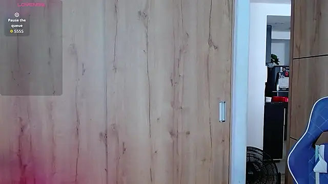 sexygoddesskarol webcam
