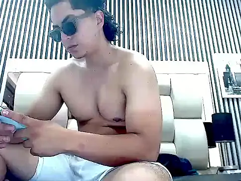 Alex_Wolft webcam