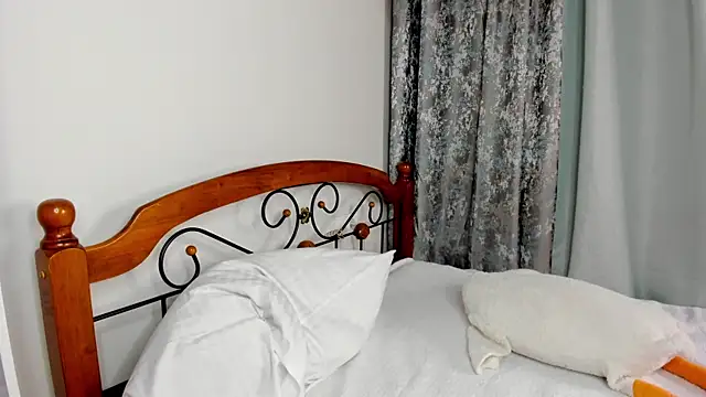 ameliyaa_sun webcam