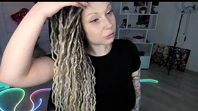 HoneySallyMoore webcam