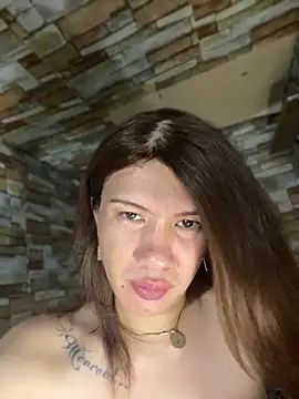 Model: manilafoxts
