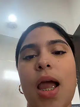 Sarasweet_sex webcam