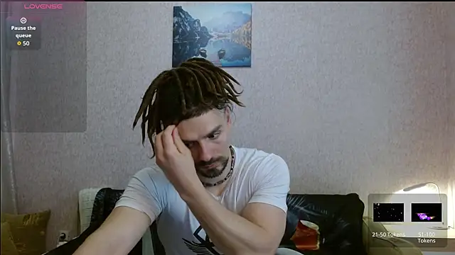 Aestheticguy101 webcam