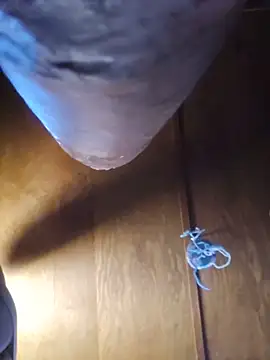UncutHammer69 webcam