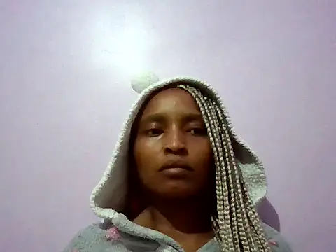 Badgalheloves webcam