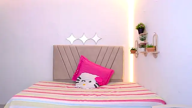 zara_cute webcam