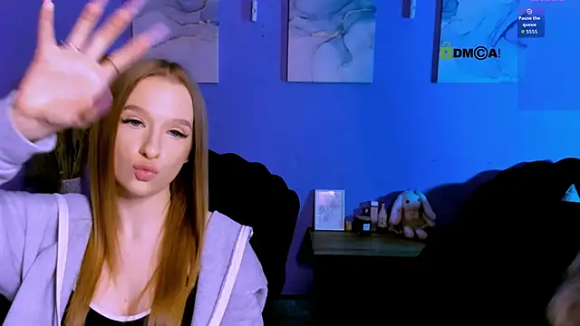 doll_vey - Doll_vey's free webcam - UK Sex Cams