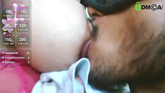 SassyWildCouple webcam