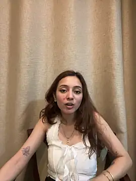 lilywant - Lilywant's free webcam - UK Sex Cams