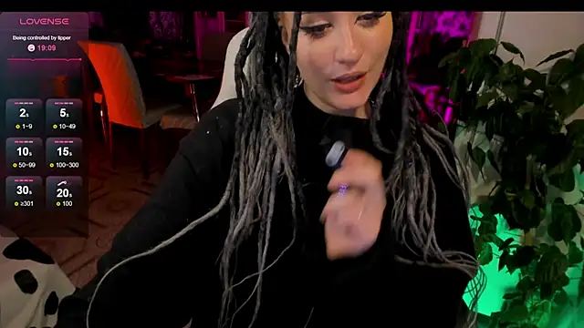 Sserendipityy webcam