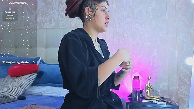 _sharlotte777 webcam