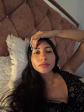Sweetnaughtygirl_ webcam