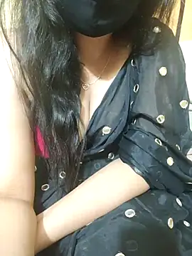 Sravvi499 webcam