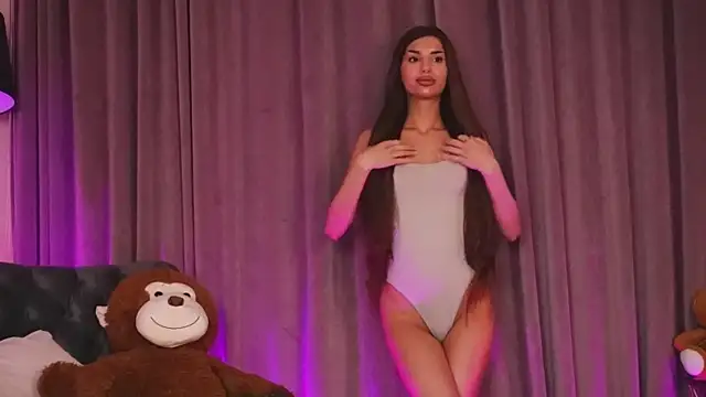 ZariaaVera webcam