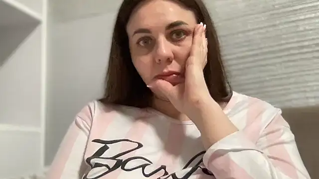 Darsy_Rox webcam